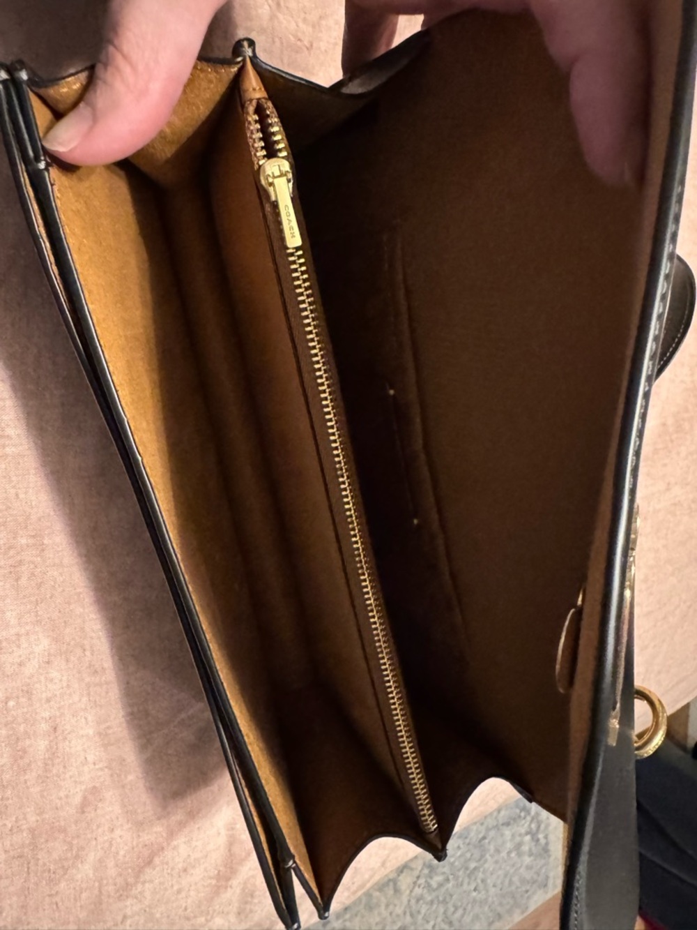 Coach Outlet Klare Envelope Crossbody Bag - Picture 7 of 9